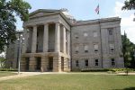 North_Carolina_State_Capitol_insert_by_Jim_Bowen_via_Wikimedia[1]